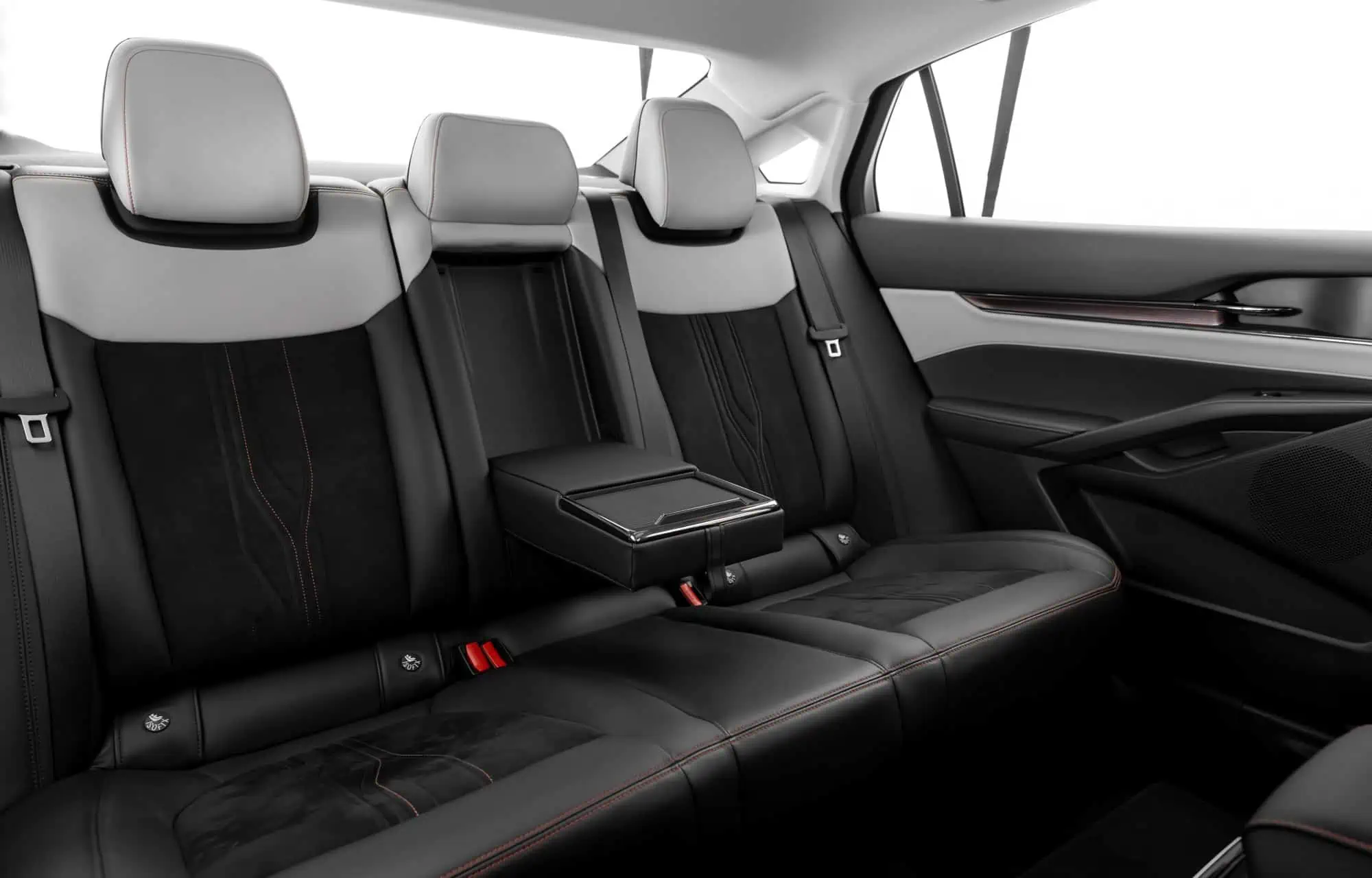 Ford Taurus - Image 4